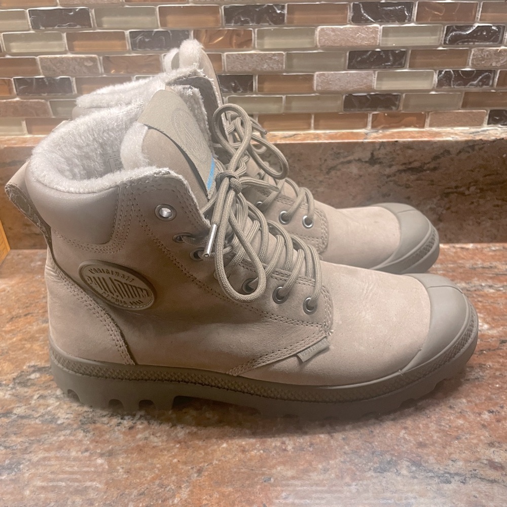 palladium dust falcon waterproof boots